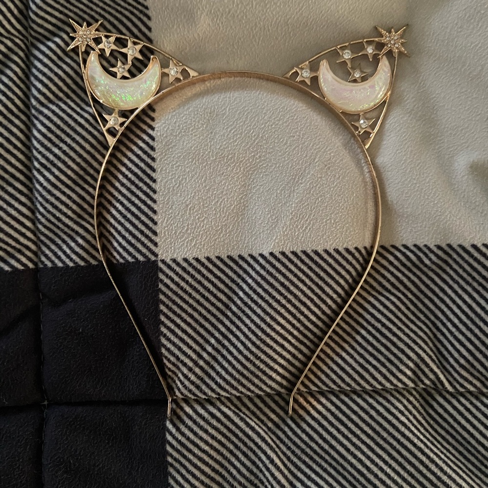 Gold metal crystal cat ear with moons